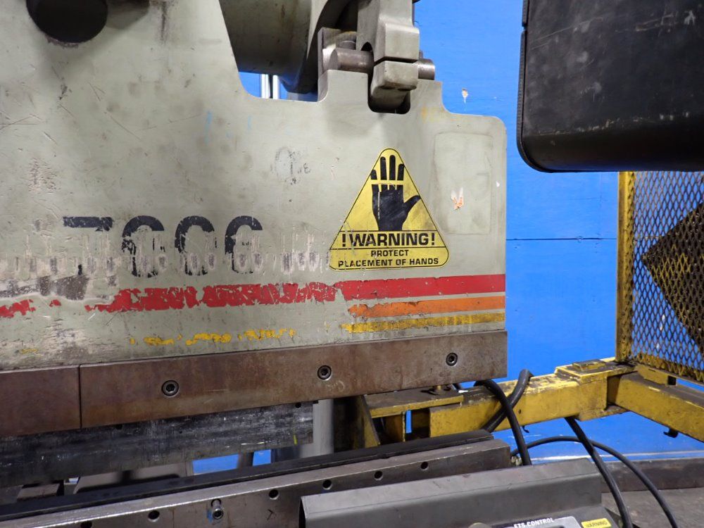 Accurpress Press Brake