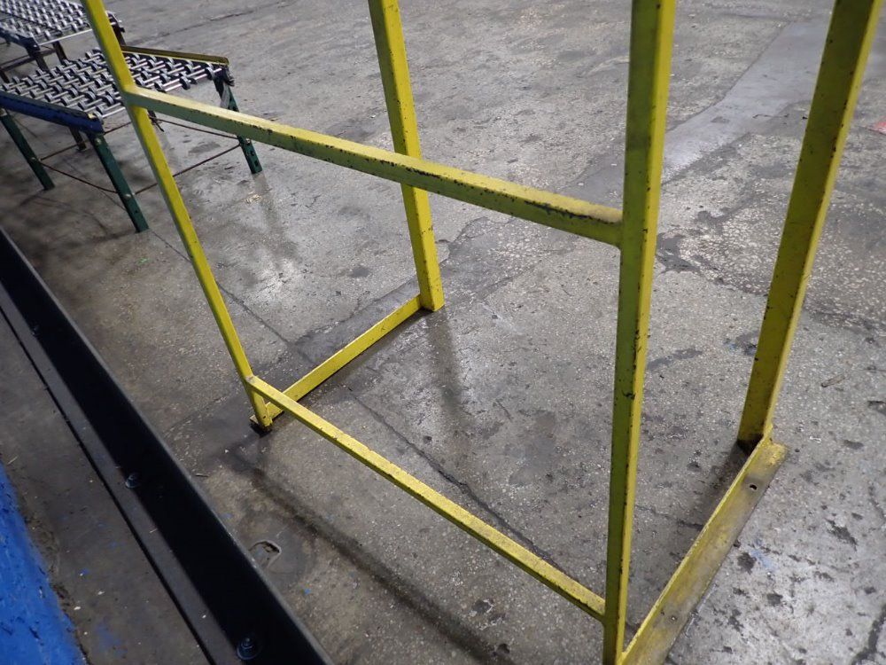  Cage