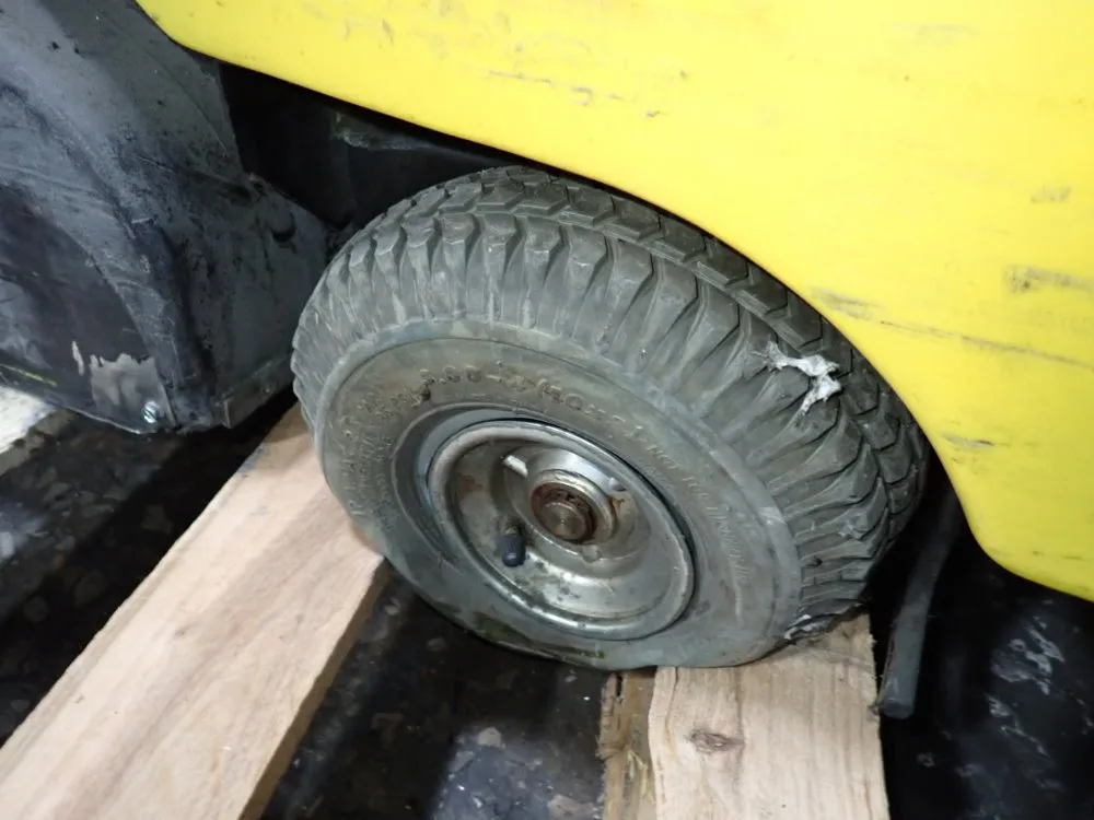 Karcher 33" Floor Scrubber - Br 750