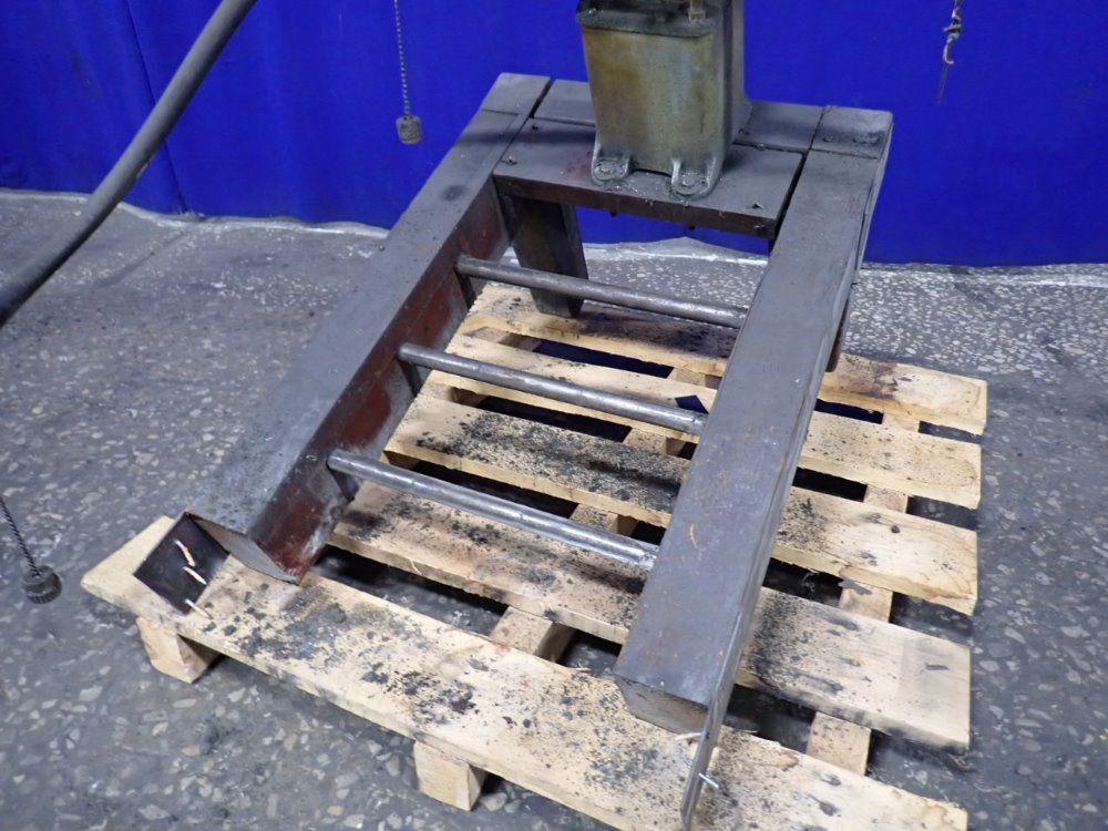  Conveyor