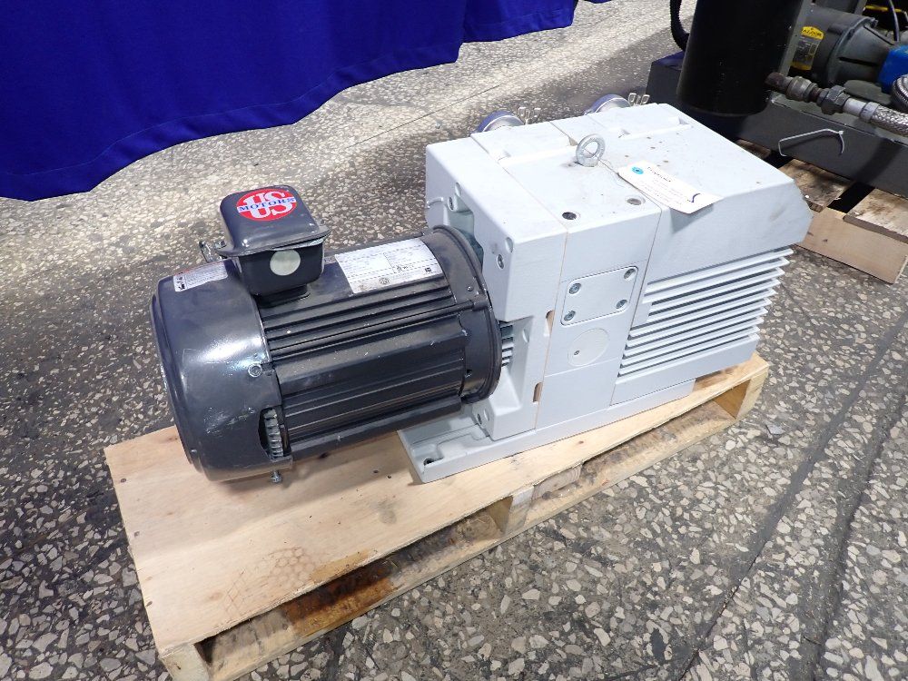 Trivac Trivac D40b Vacuum Pump