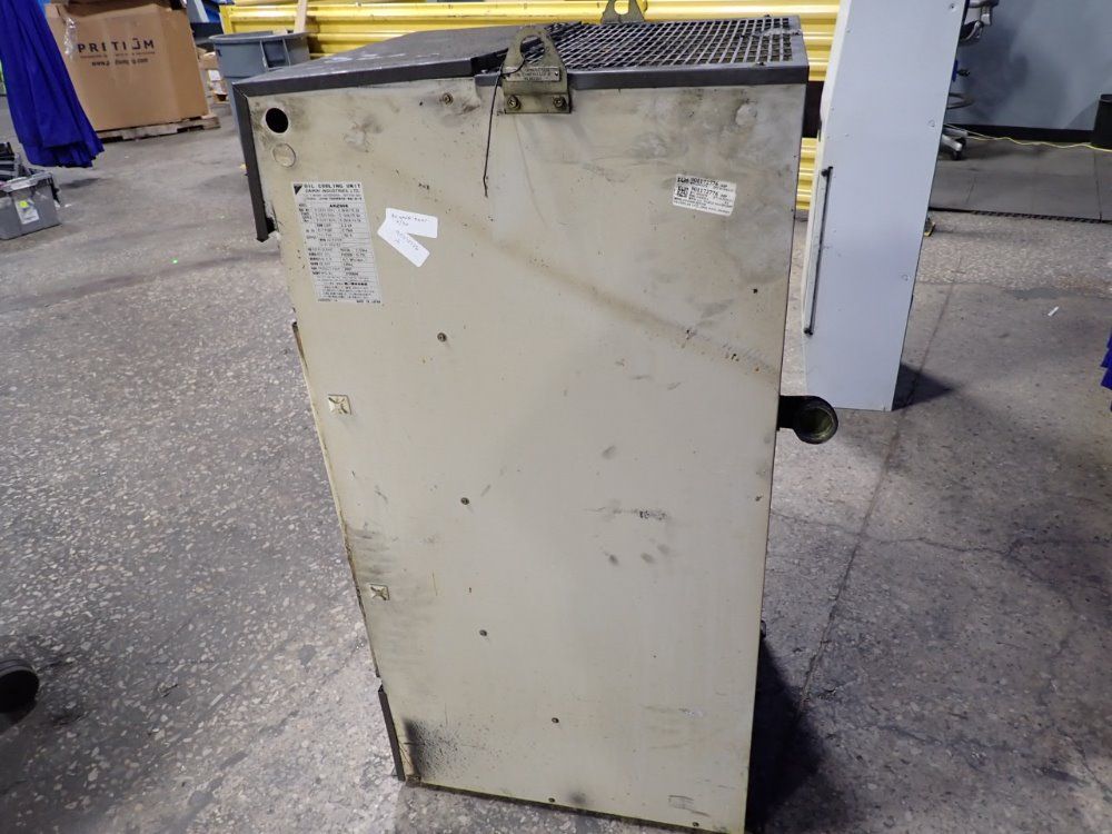 Daikin Oil Cooling Unit - Akz908