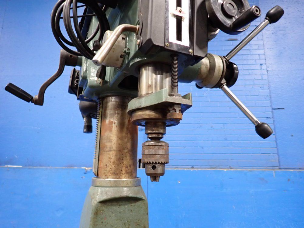 Enco 8" X 28 1/2" Rf-30 Vertical Mill - Rf-30