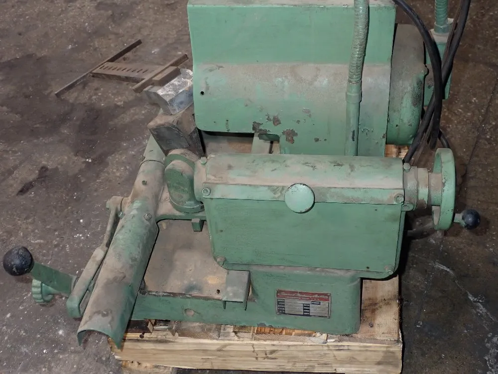 Hammond Of Kalamazoo Glider Trim Saw - G-4