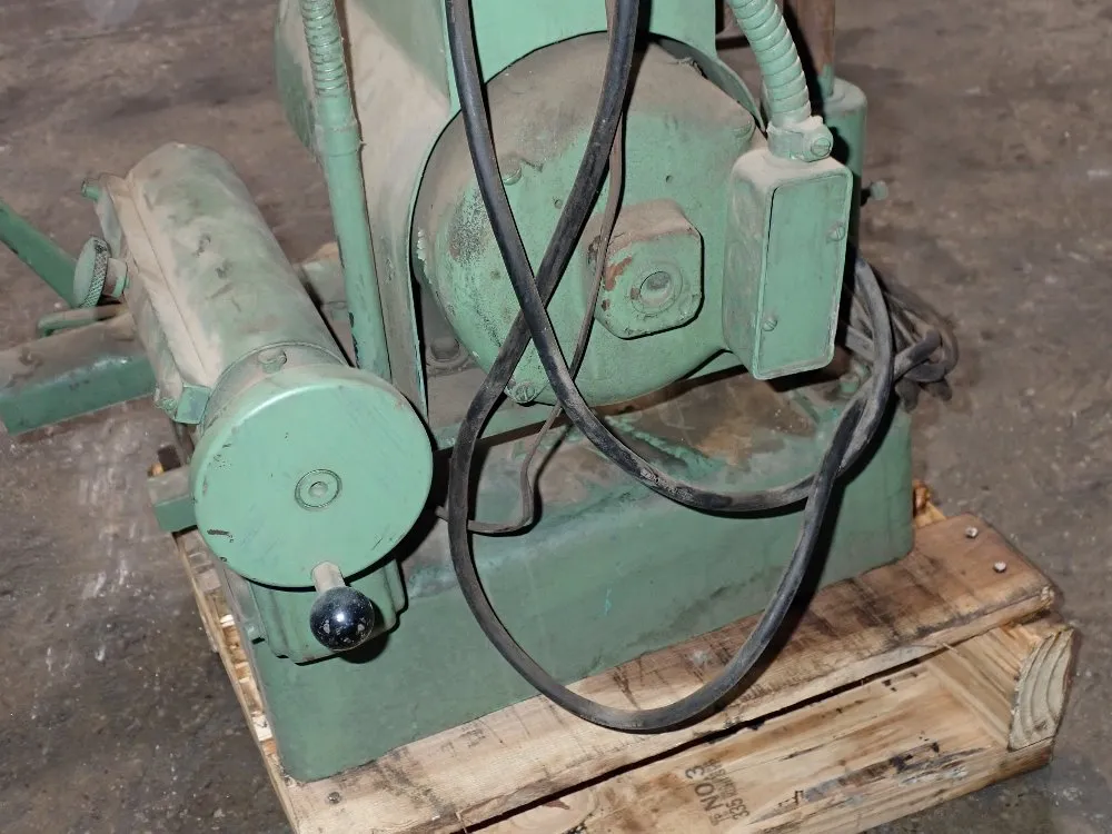 Hammond Of Kalamazoo Glider Trim Saw - G-4