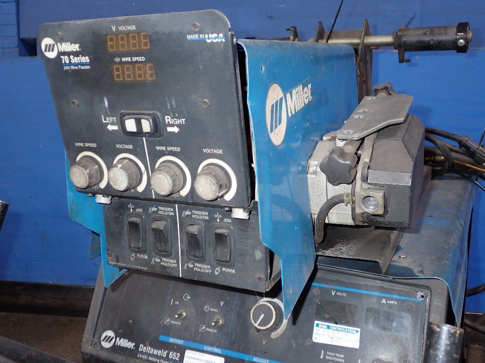 Miller Miller Deltaweld 652 Welder