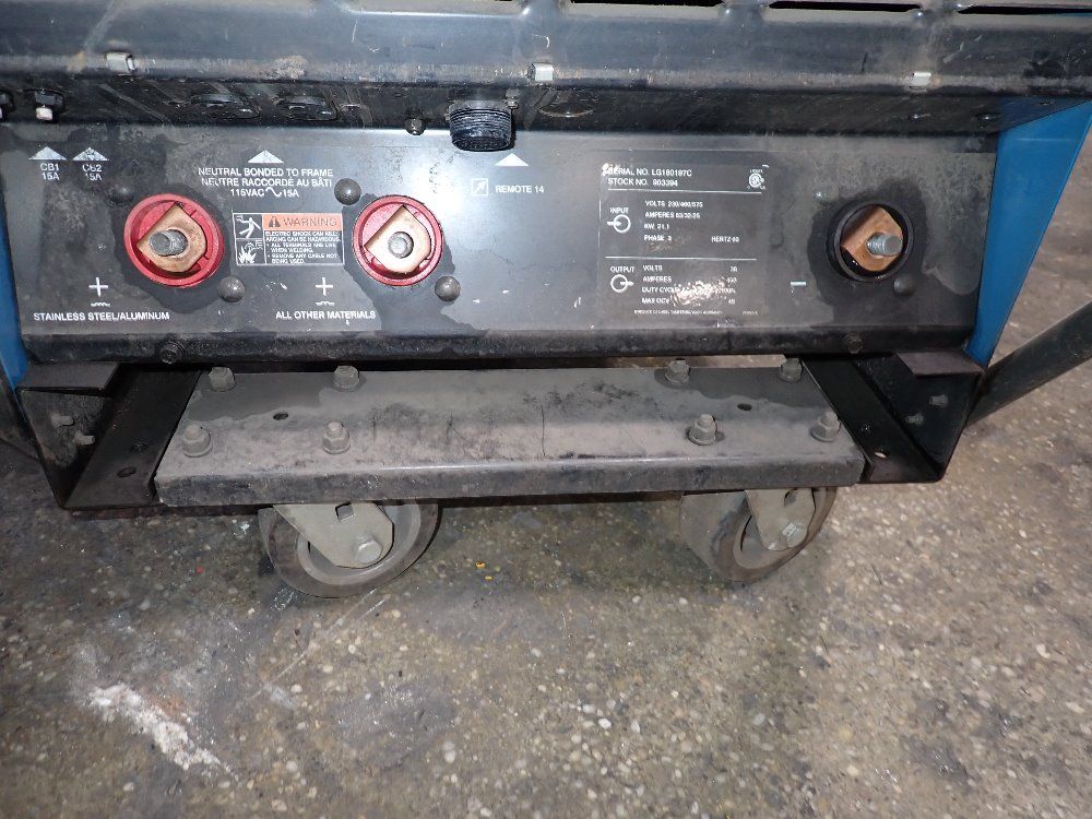 Miller Miller Deltaweld 452 Welder