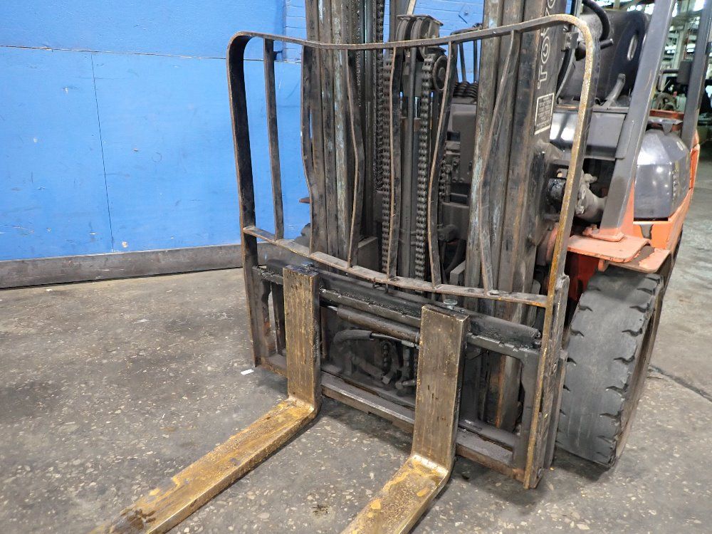 Toyota Toyota 7fgu25 Propane Forklift