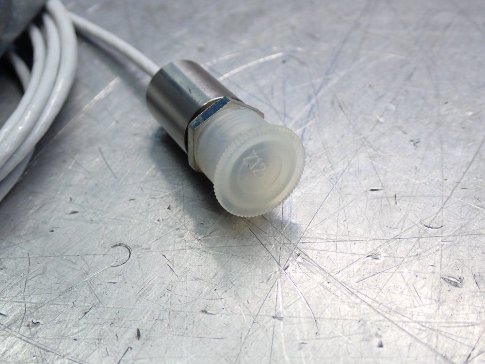 Microepsilon Temperature Sensor
