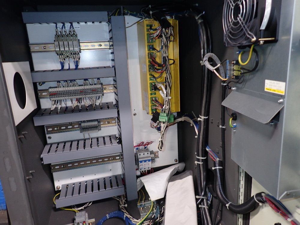 Fanuc Robotics 2010 Fanuc R30ia Robot Controller