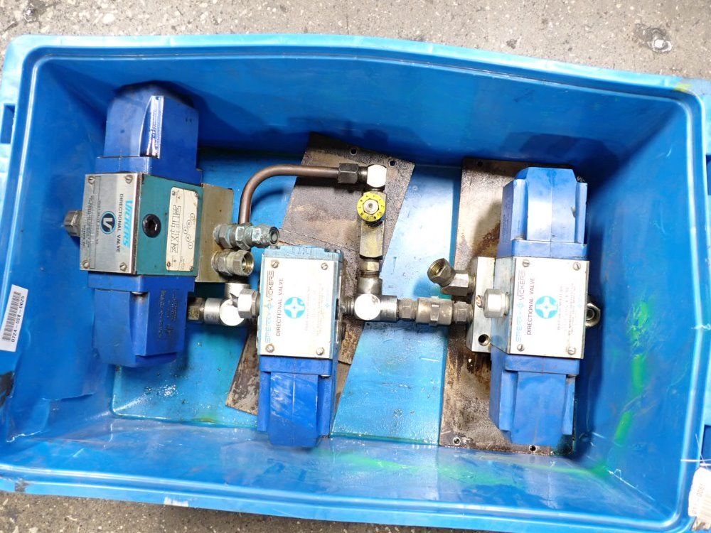 Vickers Valves 