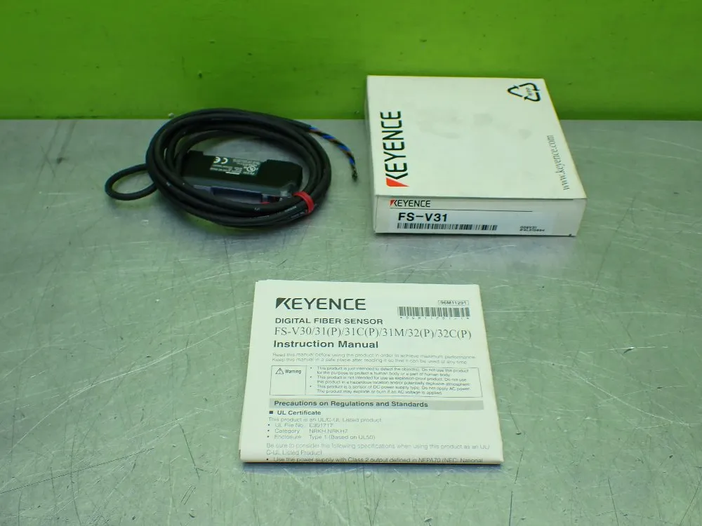 Keyence Fiber Optic Photoelectric Amplifier. - Fs-v31