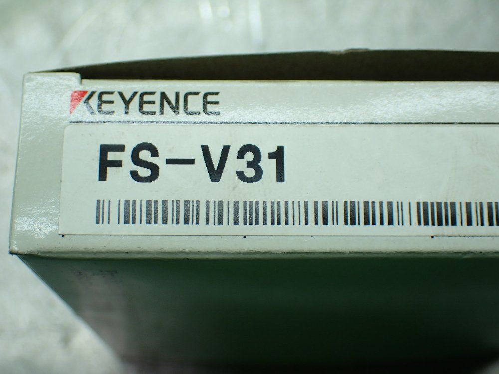 Keyence Fiber Optic Photoelectric Amplifier. - Fs-v31