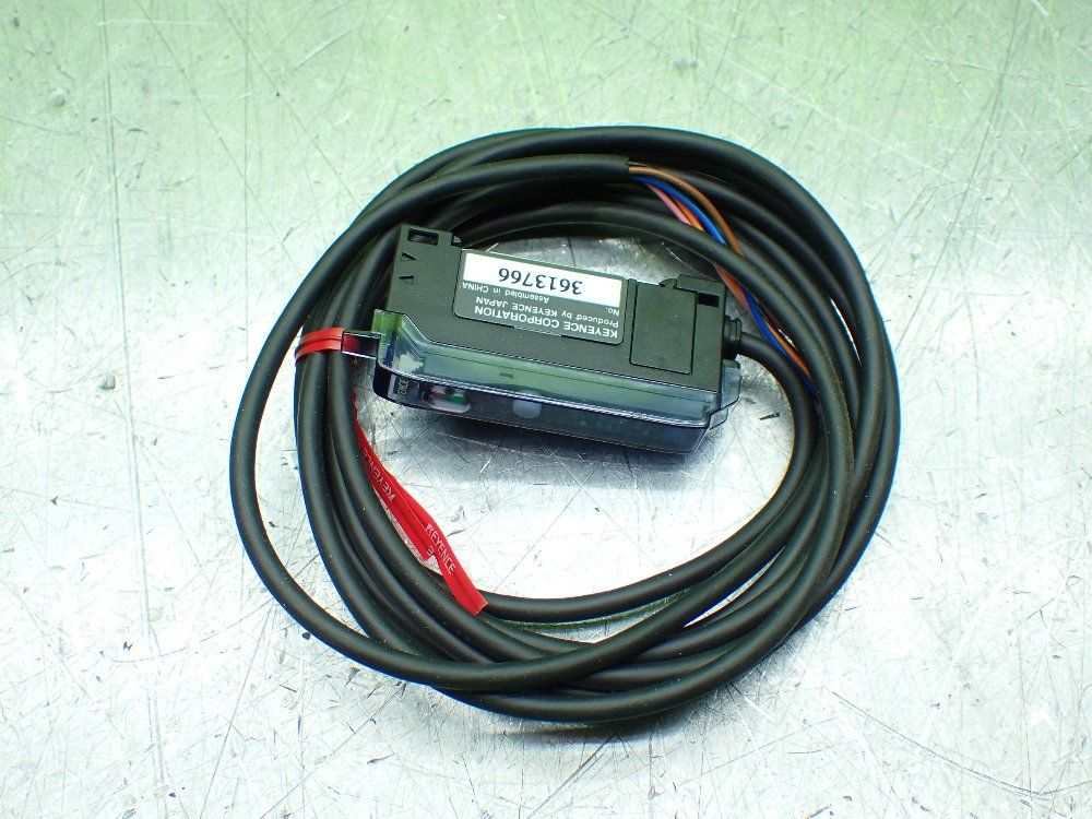 Keyence Fiber Optic Sensor Amplifier. - Fs-t1