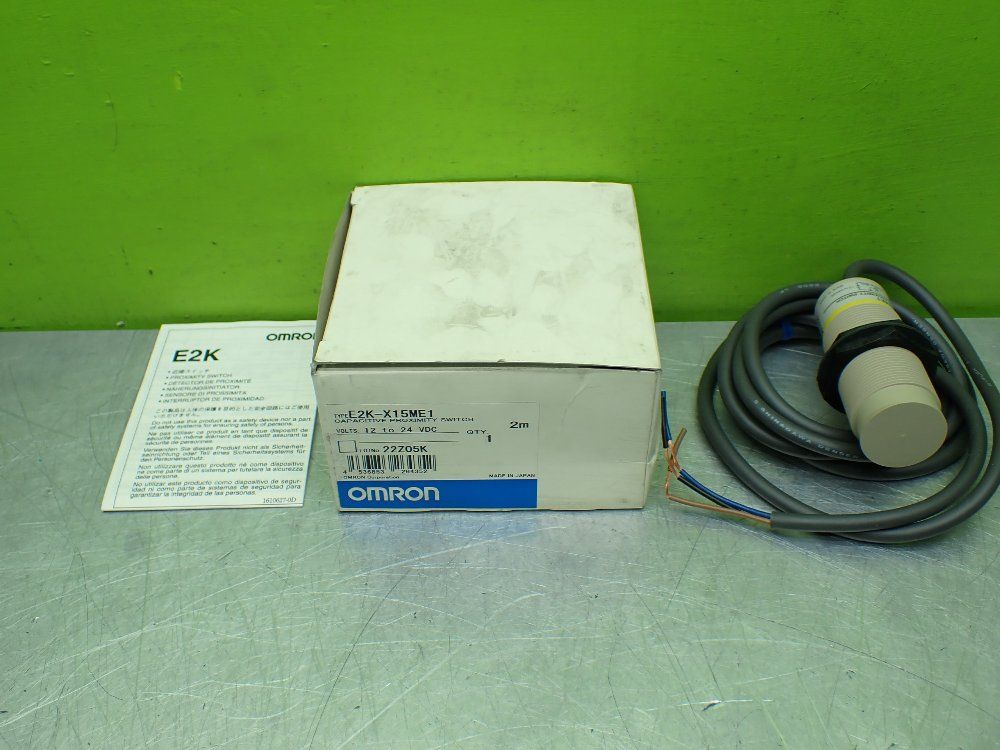 Omron Cylindrical Capacitive Proximity Sensor - E2k-x15me1