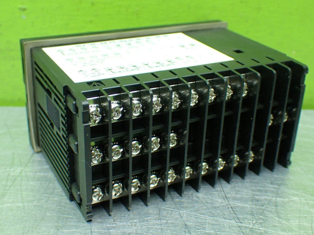 Rkc Instruments Pg500 Digital Panel Mount Indicator - A4*2-n-n1-hlnn/y