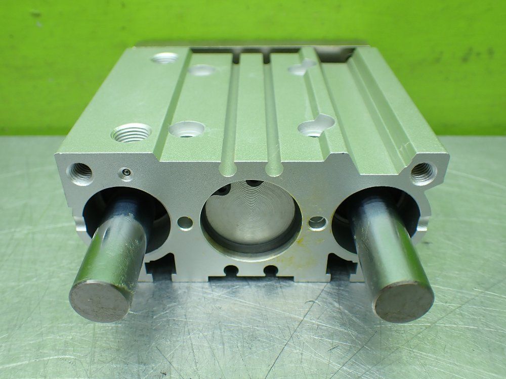 Smc 1.0mpa Max. Compact Guided Air Cylinder. - Mgpl25-40z