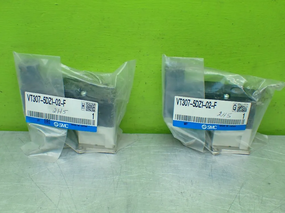 Smc Pneumatic Solenoid Vavles Lot Of 2