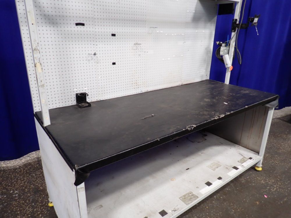  Workbench