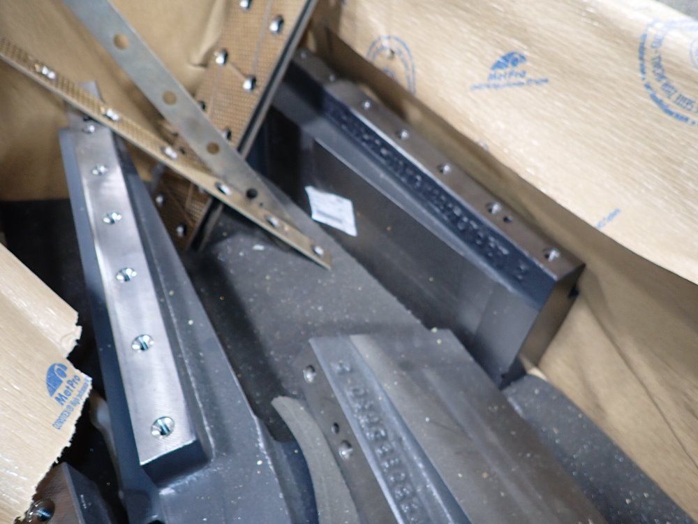 Engel Hardware