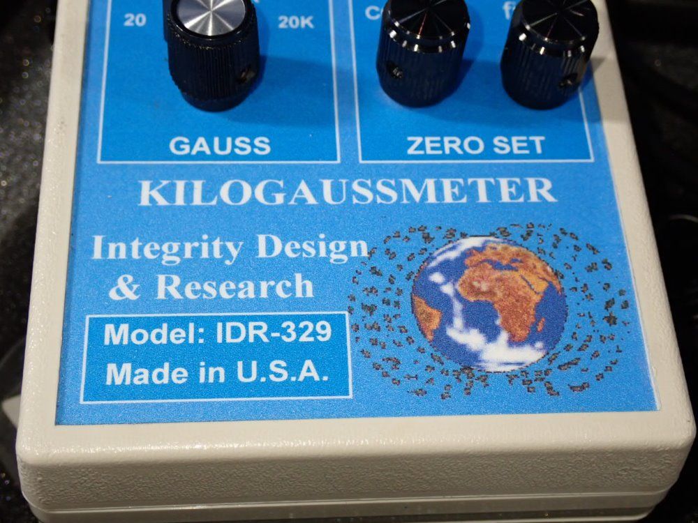 Integrity Design  Research Kilogaussmeter