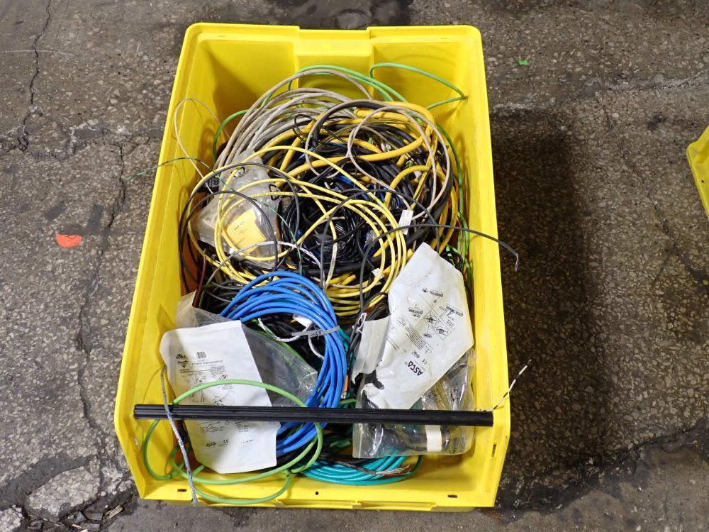  Cables