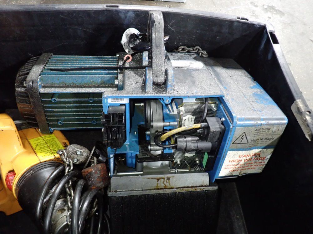Demag 2016 Demag Dcmpro 2 12511 H28 V192 Chain Hoist