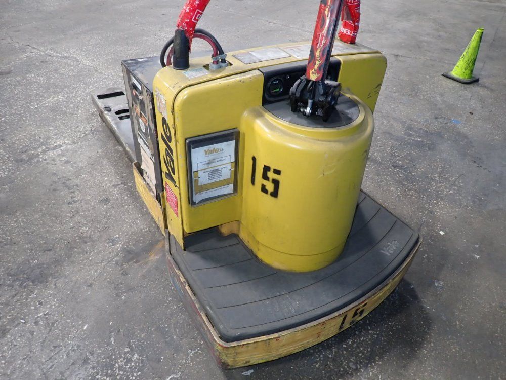 Yale Electric Pallet Jack
