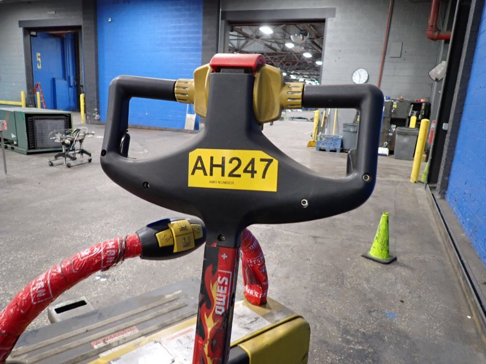 Yale Electric Pallet Jack