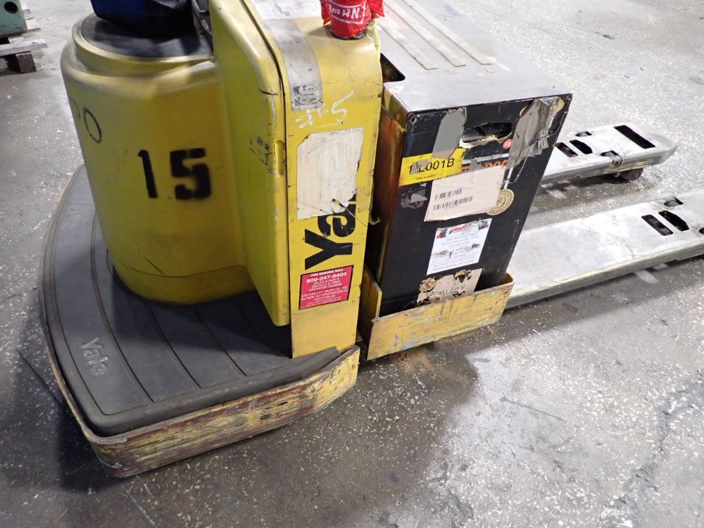 Yale Electric Pallet Jack