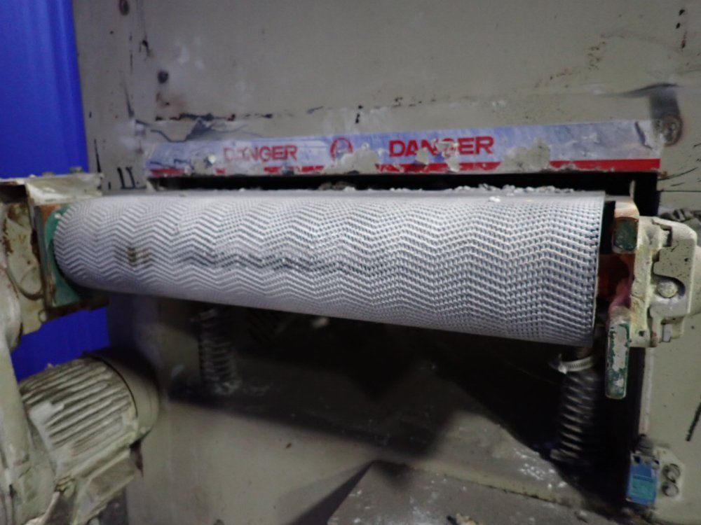 Grizzly Industrial 2008 Grizzly H2933 Belt Sander