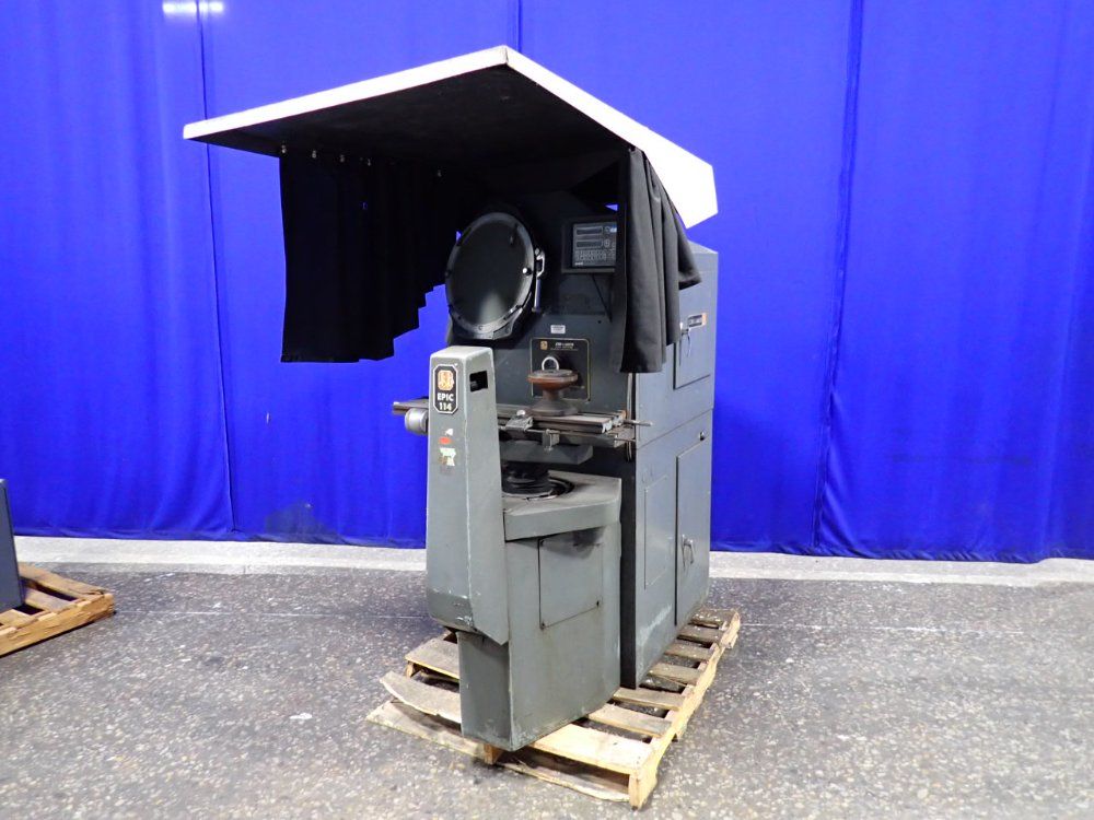 Jones  Lamson  Textron Jones  Lamson  Textron Epic 114 Optical Comparator