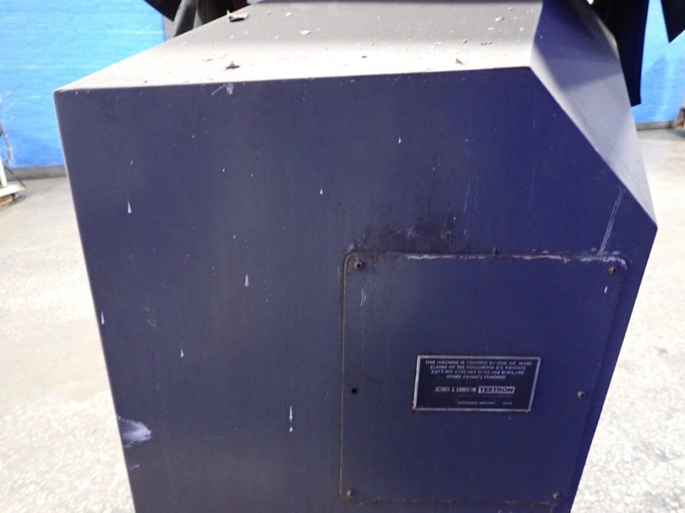 Jones  Lamson  Textron Jones  Lamson  Textron Epic 114 Optical Comparator