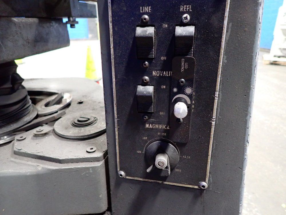 Jones  Lamson  Textron Jones  Lamson  Textron Epic 114 Optical Comparator