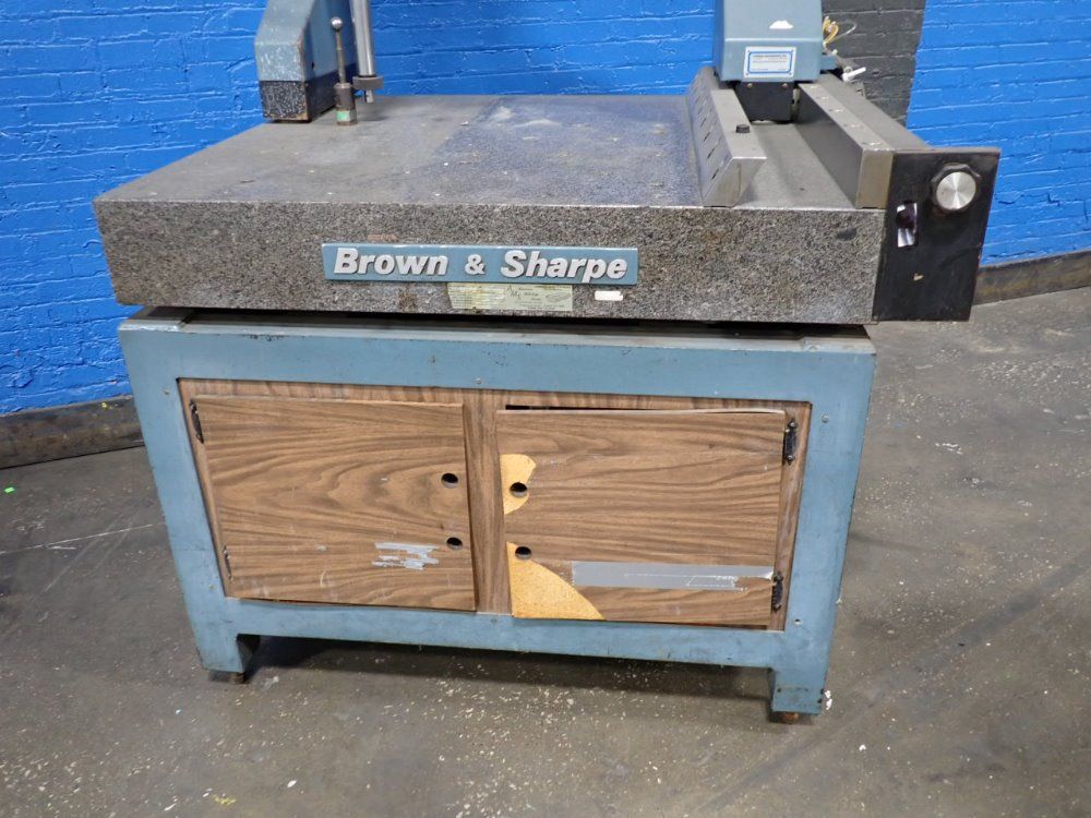 Brown  Sharpe Measuring Machine