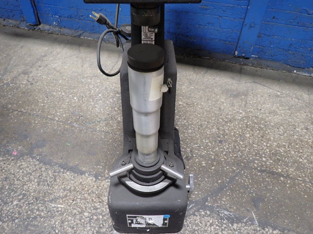Rockwell Hardness Tester