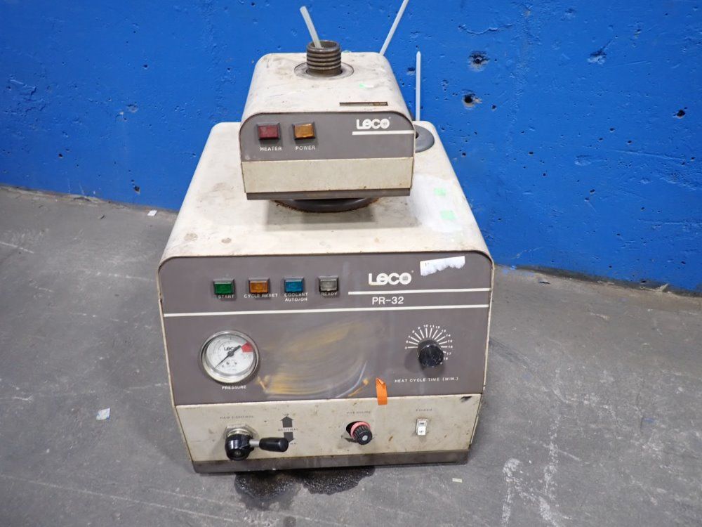Leco Mounting Press - 805-600