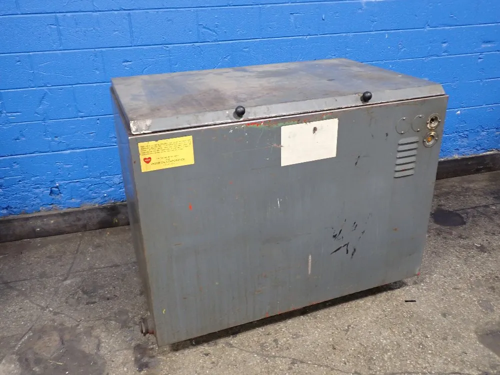 PARTS CLEANING MACHINE