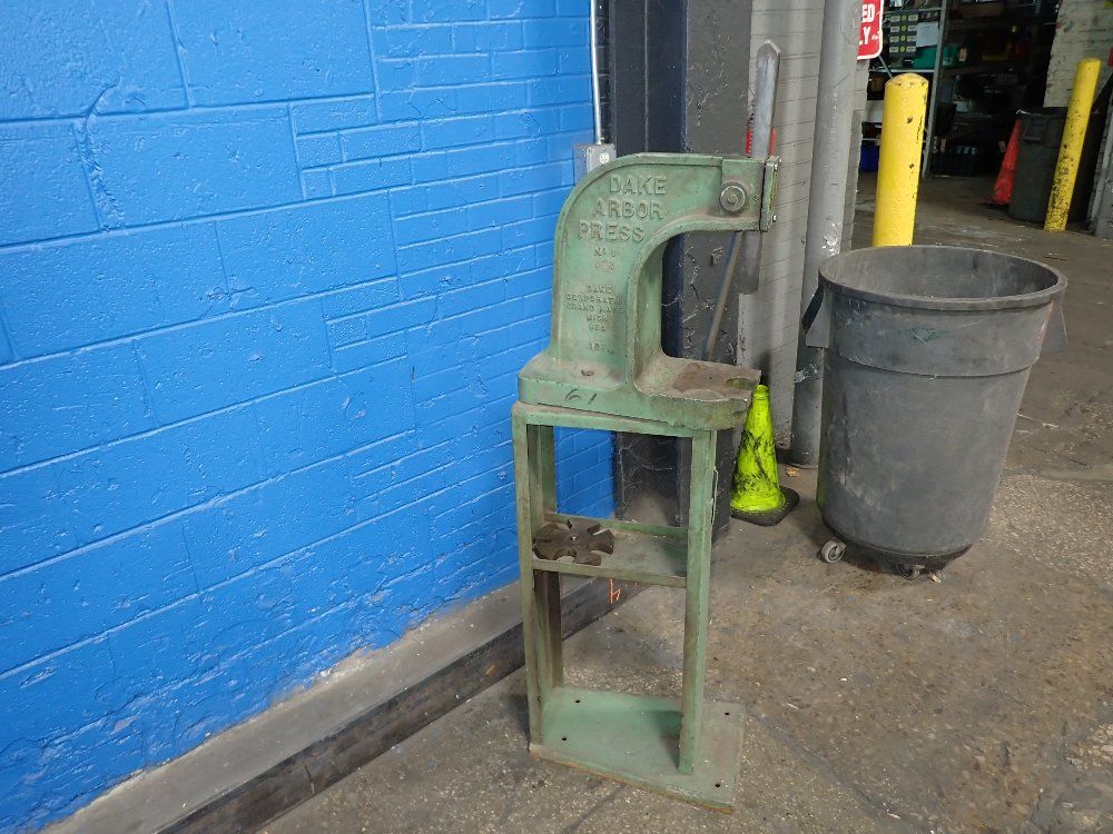 Dake 7" Throat Arbor Press - 1