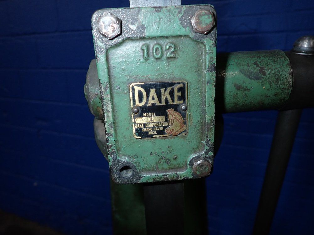 Dake 7" Throat Arbor Press - 1