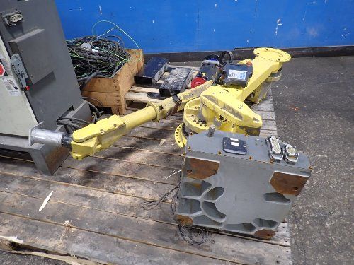 Fanuc  2007 Fanuc M710ic20l Robot System