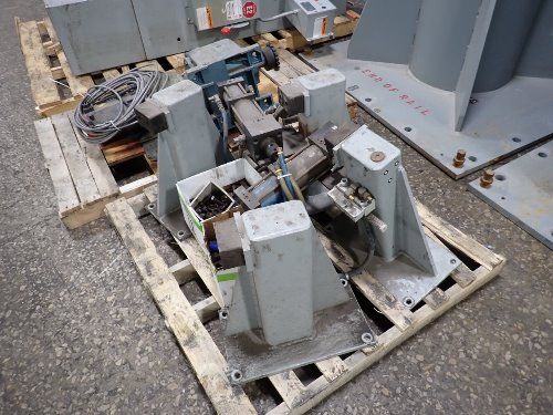 Fanuc  2007 Fanuc M710ic20l Robot System