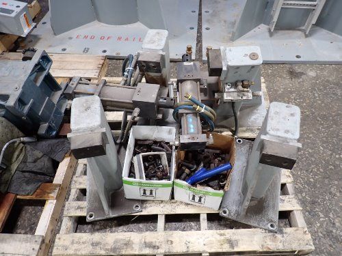 Fanuc  2007 Fanuc M710ic20l Robot System