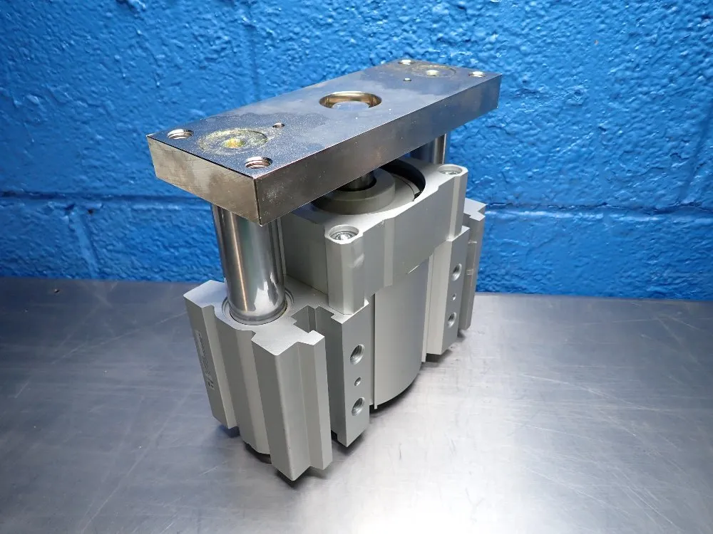 Smc Pneumatic Cylinder - Mlgpm100-50-b-m9bwl