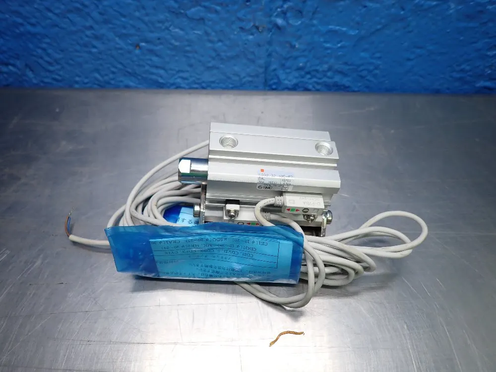 Smc Pneumatic Cylinder - Cdq2l32-40d-f7bal