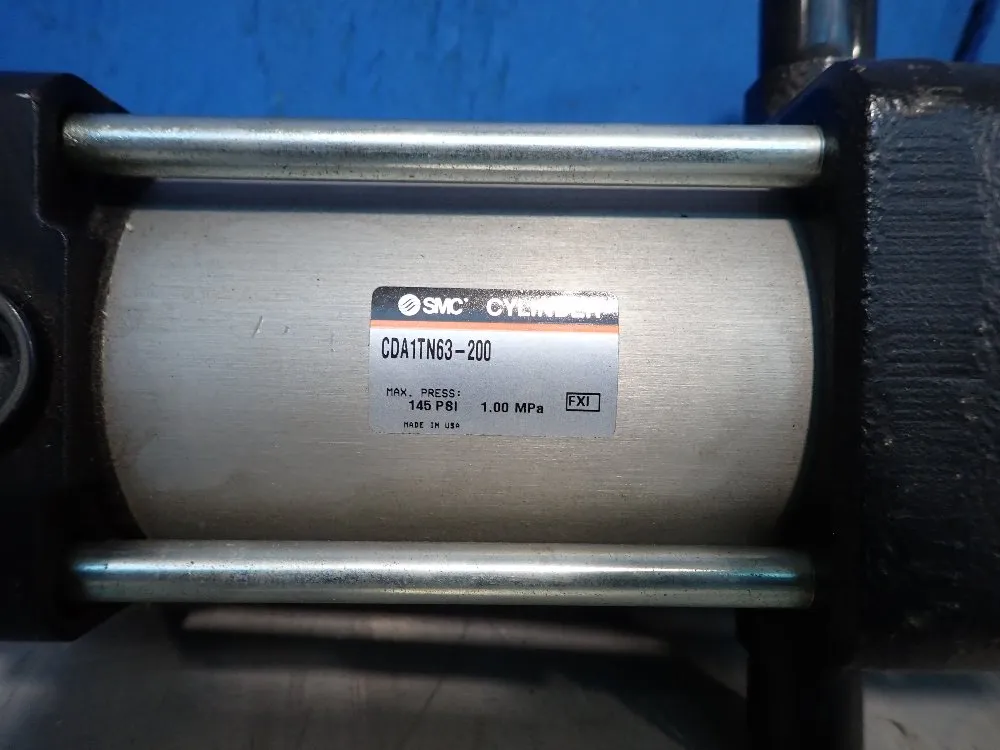 Smc Pneumatic Cylinder - Cda1tn63-200