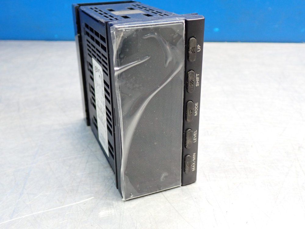 Omron Linear Sensor Indicator Digital Panel Meter