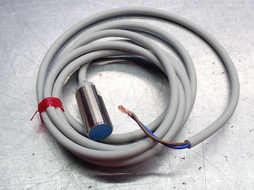 Yamatake Proximity Sensor Switch