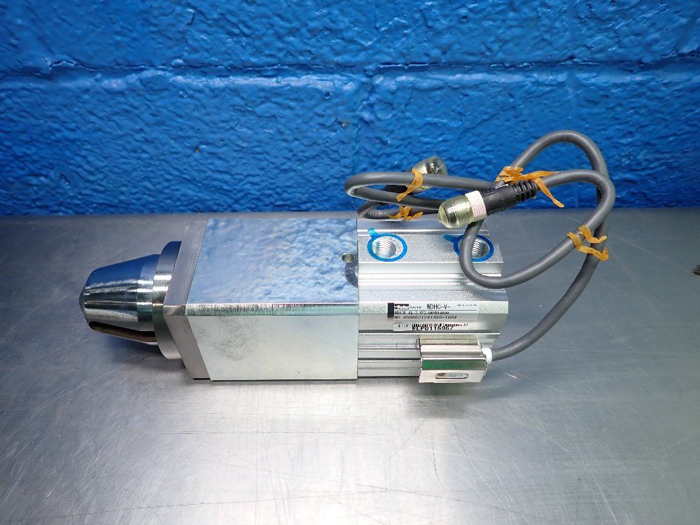 Taiyo Locate Clamp Pneumaticcylinder - Wdhc-v-bd50r-49.7-yf2-06yb19600