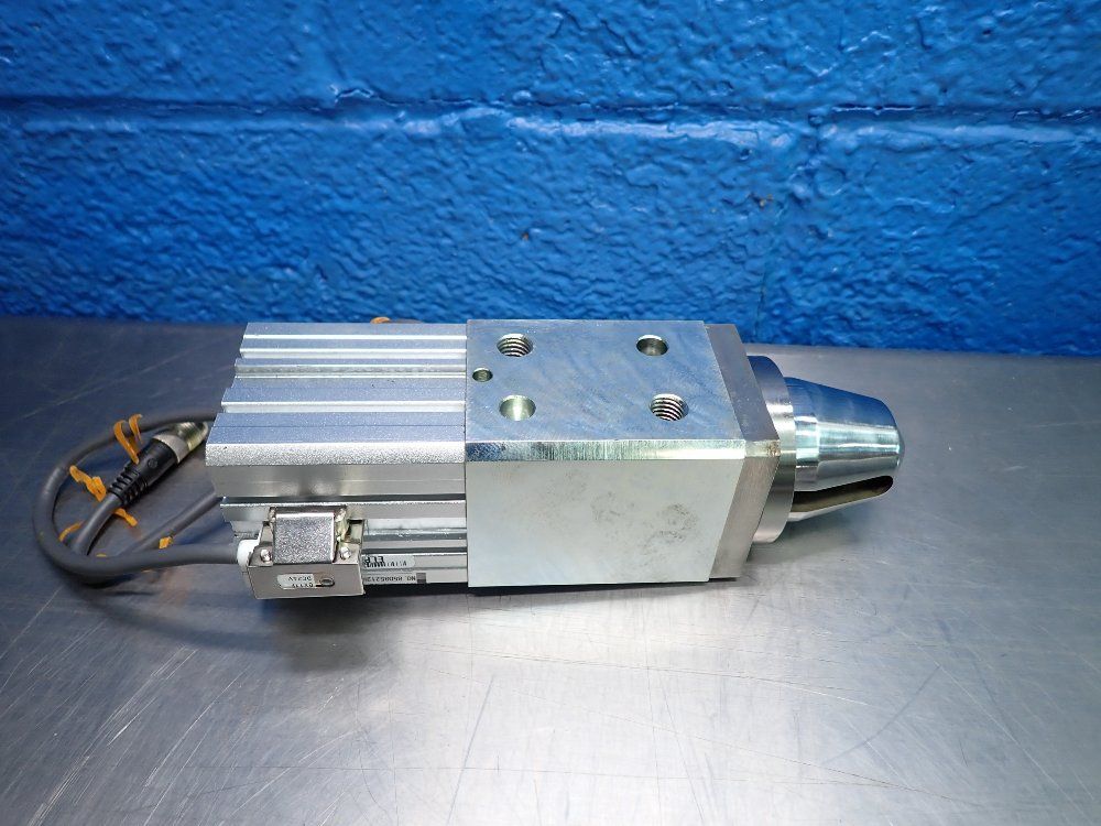 Taiyo Locate Clamp Pneumaticcylinder - Wdhc-v-bd50r-49.7-yf2-06yb19600